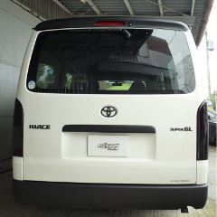 �n�C�G�[�X200�n�@���A�X�|�C���[�@�^�C�v1�@�G���{�X�u���b�N